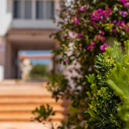 Calan Blanes Park 2adults 4children Apartment Cala'N Blanes (Menorca)